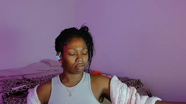 mochakaia's Live XXX Chat