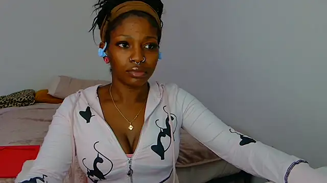 mochakaia's Webcam Show