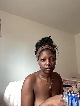 mochakaia's Webcam Show