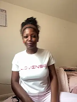 mochakaia Show in webcam