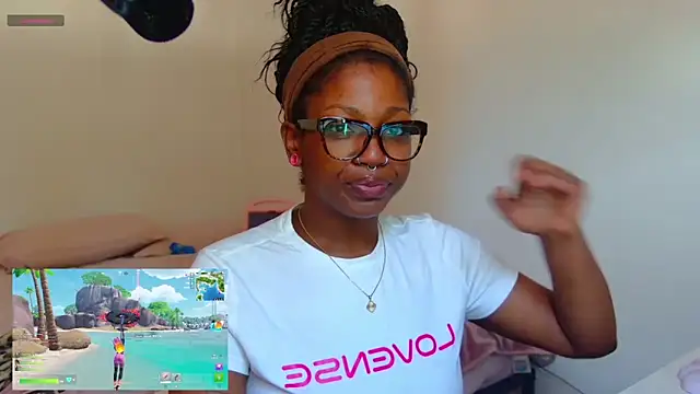 mochakaia's Webcam Show
