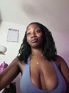 mochakaia's Live XXX Chat