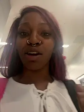 mochakaia's Live XXX Chat