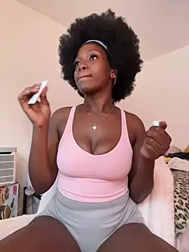 mochakaia's Live XXX Chat