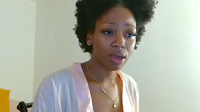mochakaia's Webcam Show