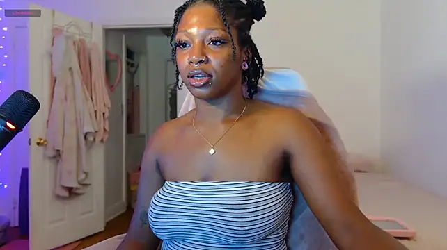 mochakaia's Webcam Show