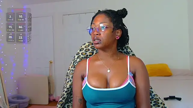 Chatroom XXX en direct de mochakaia