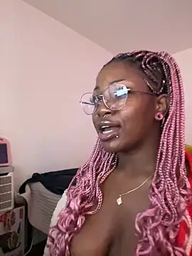 mochakaia Show in webcam