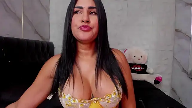 rosalia-04 live XXX chat