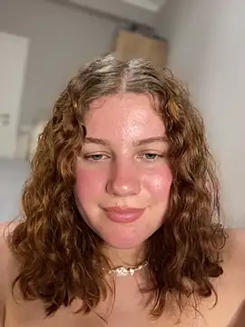 XXX chat uživo modela likaxxx