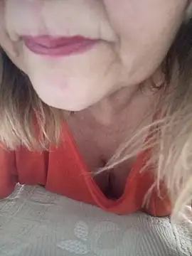 sua_sub_ Chat XXX in diretta