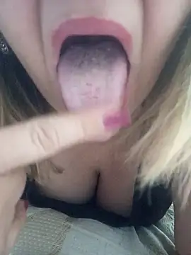 sua_sub_ – Live XXX-chat