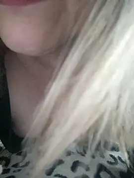 Chat XXX en directo de sua_sub_