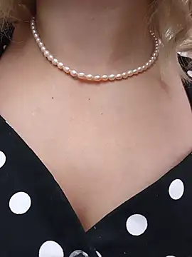 _AliceWine_'s Webcam Show