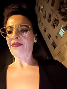 RebeccaNoblen Live chat-huone