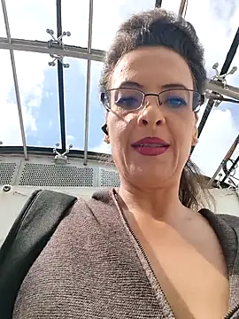 RebeccaNoble – Naživo XXX chat