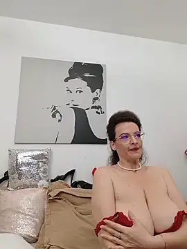 Chat +18 de RebeccaNoble ao vivo