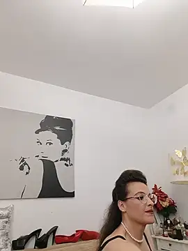 Chat +18 de RebeccaNoble ao vivo