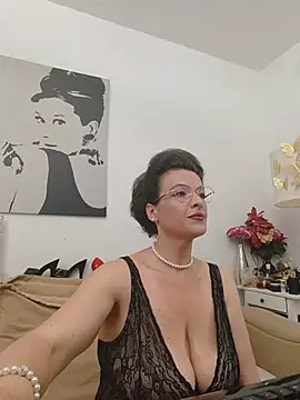 RebeccaNoble élő XXX-chatje