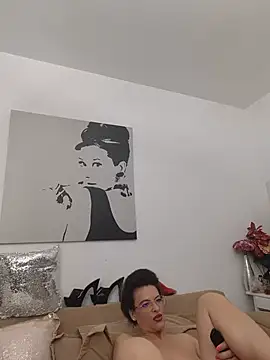 RebeccaNoble Chat XXX live