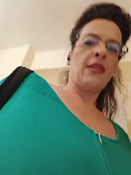 RebeccaNoble Chat XXX live