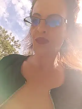 RebeccaNoble Live XXX-Chat