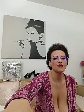 RebeccaNoble Live XXX-Chat
