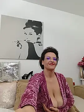 Show modela RebeccaNoble na web-kameri
