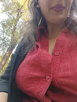 RebeccaNoble Chat XXX live
