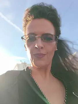 RebeccaNoble's Webcam Show