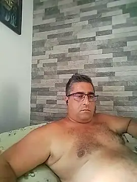 Show modela ADRIAN_ADI40 na web-kameri