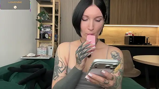 XXX chat uživo modela Keokistar