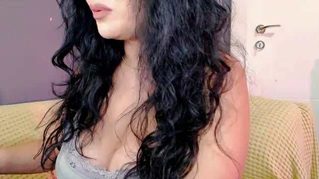 -Sentisko- Adlı Modelin Web Kamerası Şovu