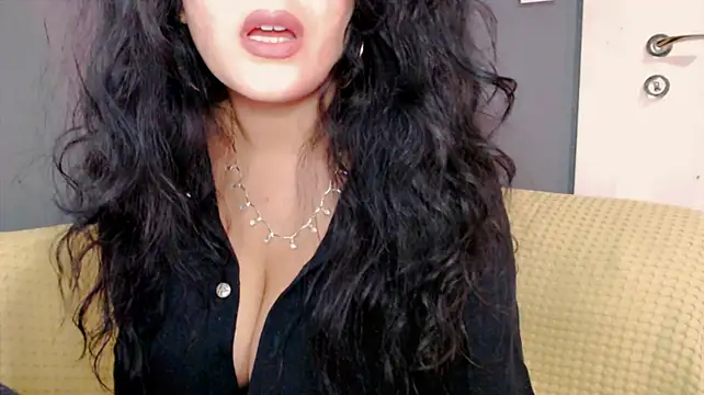 -Sentisko- Adlı Modelin Web Kamerası Şovu