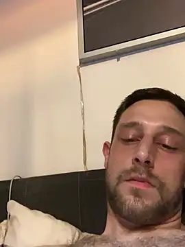 Fitboy1992 Webcam show