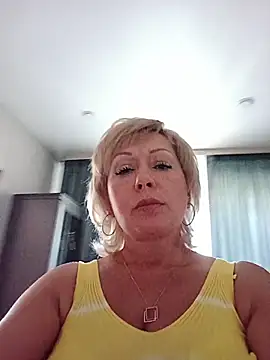 EmilyFanks' Webcam Show