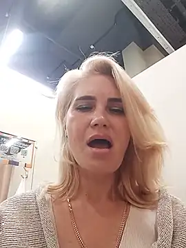 دردشة JennyOMay الجنسية المباشرة