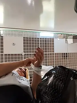 JennyOMay live XXX chat