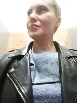 XXX chat uživo modela JennyOMay