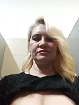 Chat XXX en directo de JennyOMay