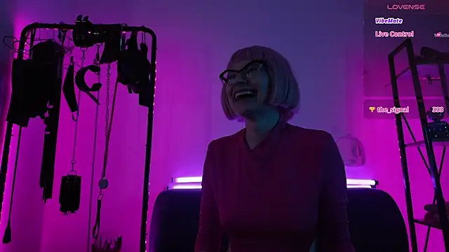 CyberXGoddess' Live Chat Room