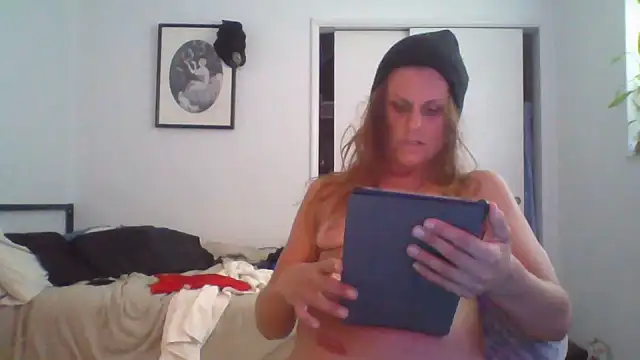 Scarlettishere's Webcam Show