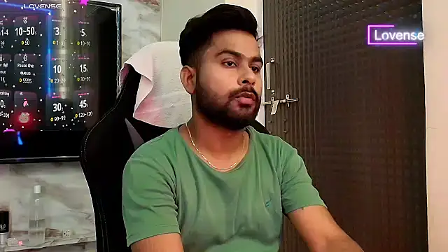 SilverShade3 webcam show