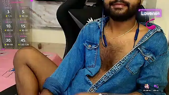 Show modela Silvershadde na web-kameri