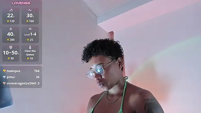 kelly_thomson's Live XXX Chat