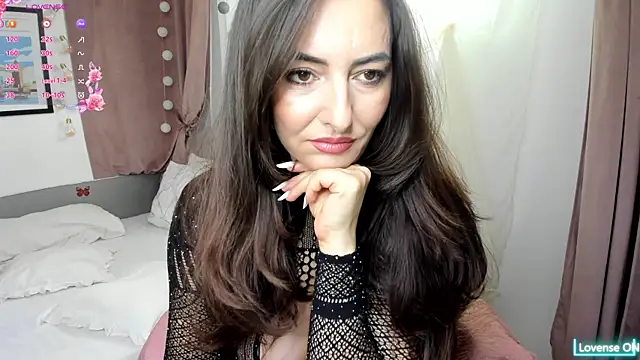 kassy_hotdevil Adlı Modelin Canlı XXX Sohbeti
