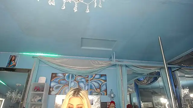 ADRIANNA_FOX Webcamshow