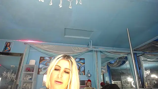 ADRIANNA_FOX Live XXX-chat