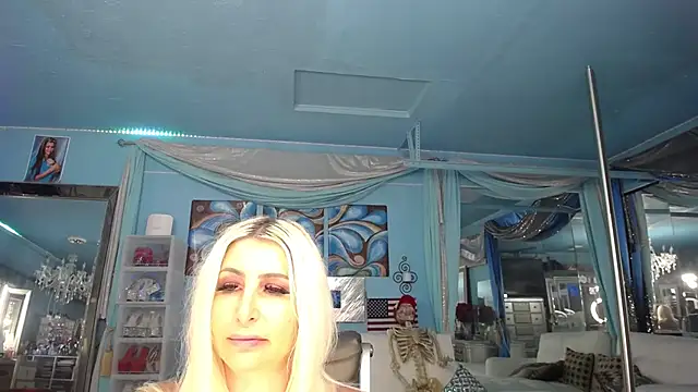 Show Webcam de ADRIANNA_FOX