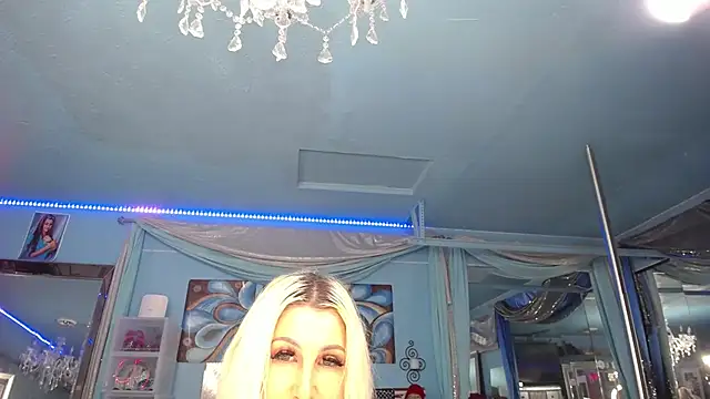 ADRIANNA_FOX's Live XXX Chat
